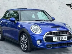Blue Used 2018 Mini Cooper S Chili Hatchback | £13,490 (Expensive)
