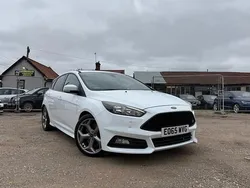 White Used 2015 Ford Focus ST Hatchback | £4,795 (Good price)