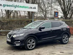 Black Used 2017 Nissan Qashqai N-Connecta SUV | £7,974 (Fair price)