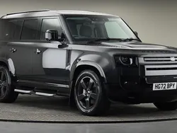 Used 2024 Land Rover Defender HSE Dynamic SUV | £60,200 (Super price)