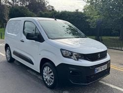 White Used 2021 Peugeot Partner Van | £7,295 (Fair price)
