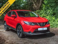 Red Used 2017 Nissan Qashqai N-Connecta SUV | £7,950 (Fair price)