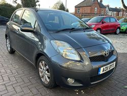 Grey Used 2011 Toyota Yaris Hatchback | £3,499 (Good price)