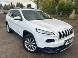 White Used 2015 Jeep Cherokee Limited SUV | £7,495 (Fair price)
