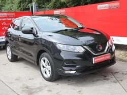 Black Used 2018 Nissan Qashqai Acenta Premium SUV | £9,995 (Good price)