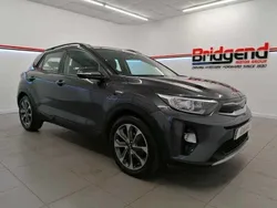 Grey Used 2017 Kia Stonic 2 SUV | £8,999 (Expensive)