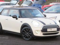 White Used 2016 Mini Cooper D Hatch Hatchback | £6,375 (Fair price)