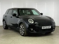 Blue/black Used 2022 Mini Cooper Clubman Exclusive Estate | £20,850 (Fair price)