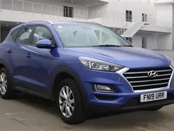 Blue Used 2019 Hyundai Tucson SE SUV | £9,995 (Fair price)