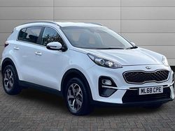 Fusion white Used 2018 Kia Sportage 2 SUV | £12,650 (A bit pricey)