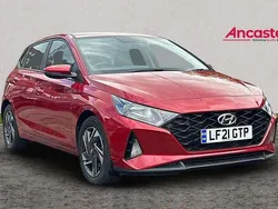 Red Used 2021 Hyundai i20 SE Hatchback | £15,199 (Fair price)