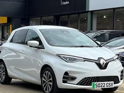 White Used 2022 Renault Rapid GT-Line Hatchback | £11,382 (Fair price)