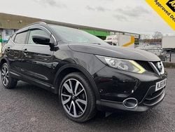 Black Used 2016 Nissan Qashqai Tekna SUV | £8,495 (Good price)