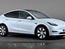 White Used 2022 Tesla Model Y Long Range AWD SUV | £23,298 (Fair price)