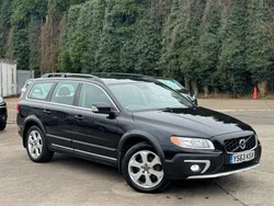 Black Used 2014 Volvo XC70 SE SUV | £6,690 (A bit pricey)