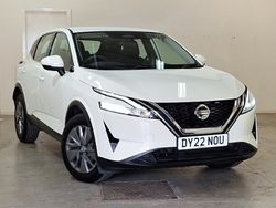 White Used 2022 Nissan Qashqai Visia SUV | £15,798 (Good price)