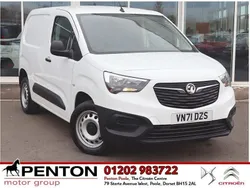 White Used 2021 Vauxhall Combo MPV | £8,790 (Fair price)