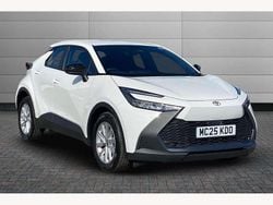 White New 2025 Toyota C-HR SUV | £26,750 (Good price)