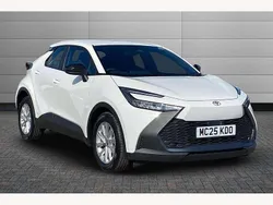 White New 2025 Toyota C-HR SUV | £26,795 (Good price)