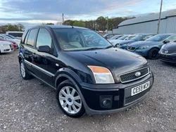Black Used 2009 Ford Fusion Titanium Hatchback | £995 (Super price)