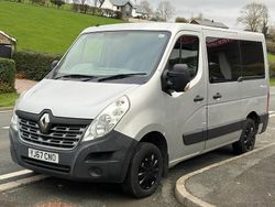 Grey Used 2017 Renault Master Business Van | £13,995 (Expensive)