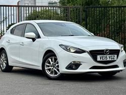 White Used 2015 Mazda 3 Hatchback | £5,999 (Fair price)