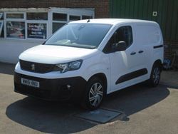 White Used 2019 Peugeot Partner S MPV | £12,990 (Fair price)