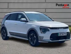 White New 2025 Kia e-Niro 4 SUV | £27,488 (Good price)