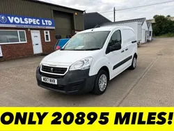 White Used 2017 Peugeot Partner MPV | £6,500 (Good price)