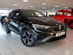 Metallic black Used 2022 Renault Arkana RS Line SUV | £18,489 (Expensive)