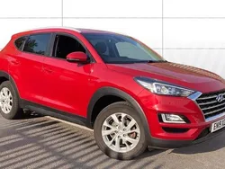 Red Used 2019 Hyundai Tucson SE SUV | £10,247 (Fair price)