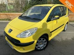 Yellow Used 2006 Peugeot 1007 Hatchback | £2,495