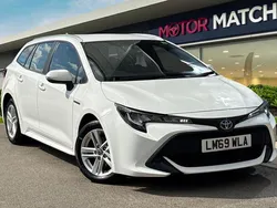 White Used 2019 Toyota Corolla Estate | £13,690 (Fair price)