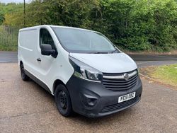 White Used 2019 Vauxhall Vivaro Sportive Van | £4,995 (Fair price)