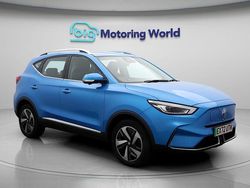 Used 2022 MG ZS Trophy Connect Sedan | £16,000 (Fair price)