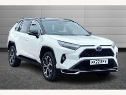 White pearl with black bitone roof Used 2022 Toyota RAV4 Hybrid SUV | £31,250 (Fair price)