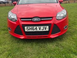Red Used 2014 Ford Focus Zetec Hatchback | £3,695 (Fair price)