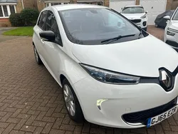 White Used 2015 Renault Zoe Dynamique Hatchback | £4,199 (A bit pricey)