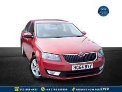 Red Used 2014 Skoda Octavia SE Hatchback | £5,685 (A bit pricey)