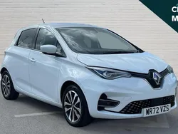 White Used 2022 Renault Rapid GT-Line Hatchback | £11,158 (Fair price)