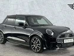 Black Used 2024 Mini Cooper Hatch Hatchback | £28,899