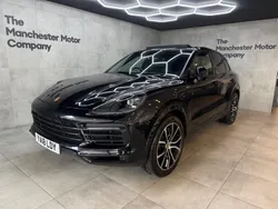 Black Used 2018 Porsche Cayenne SUV | £35,370 (Fair price)