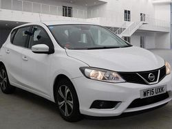 White Used 2015 Nissan Pulsar Acenta Hatchback | £8,936 (Expensive)