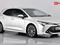 Bright silver Used 2019 Toyota Corolla Design Hatchback | £13,640 (Good price)