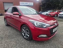 Red Used 2017 Hyundai i20 Premium SE Hatchback | £6,495 (Fair price)