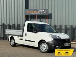 White Used 2017 Fiat Doblò MPV | £8,443 (Fair price)