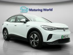 White Used 2022 VW ID.4 Pure SUV | £18,200 (Fair price)