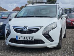 White Used 2014 Vauxhall Zafira SRi MPV | £2,995 (Fair price)