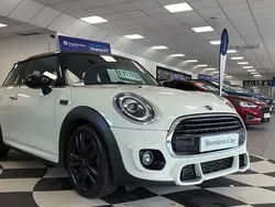 White Used 2020 Mini Cooper Hatch Hatchback | £11,995 (Expensive)
