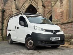 White Used 2013 Nissan NV200 SE Van | £4,495 (Fair price)